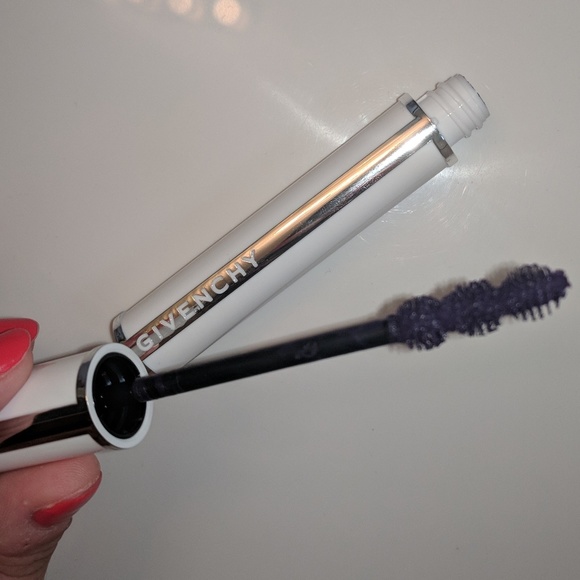 Givenchy Noir Couture Waterproof Mascara - Picture 3 of 3